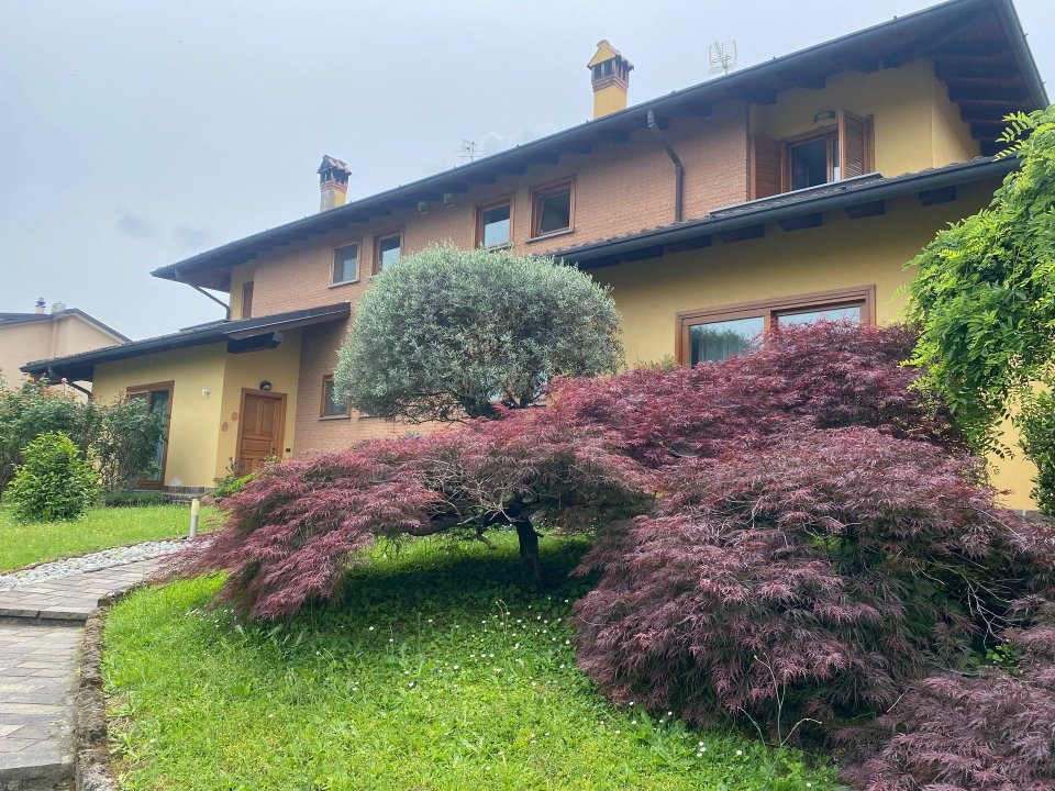 For sale villa in quiet zone Casatenovo Lombardia foto 22