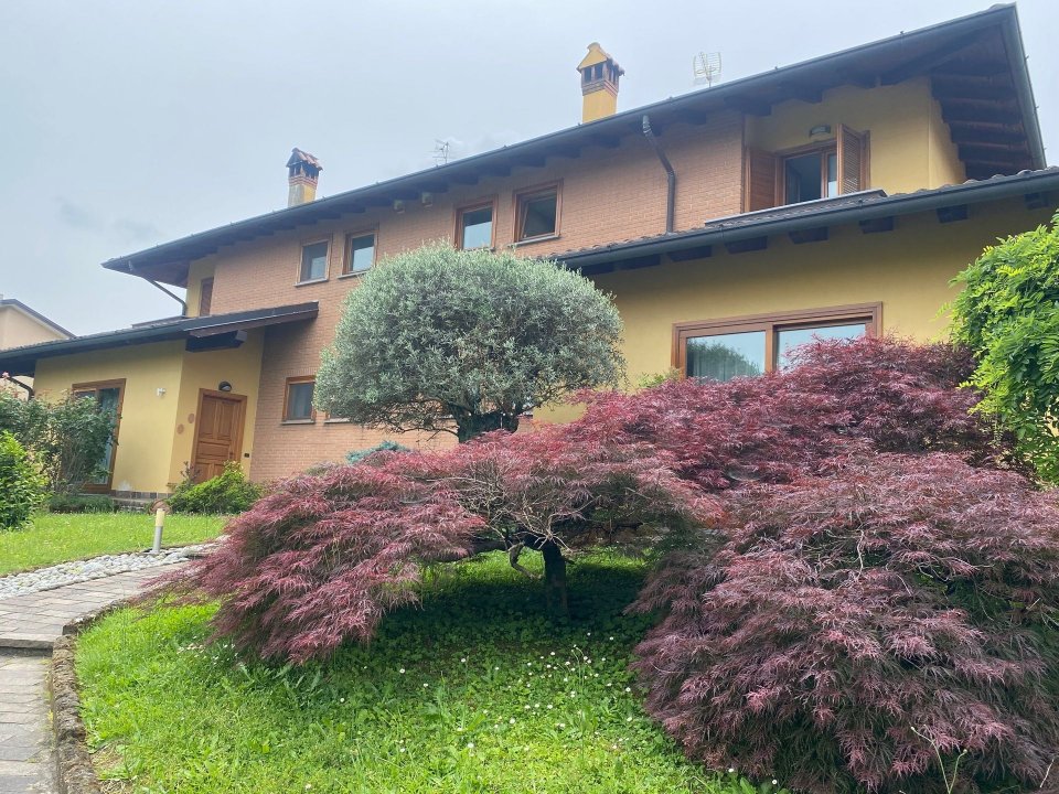 For sale villa in quiet zone Casatenovo Lombardia foto 23