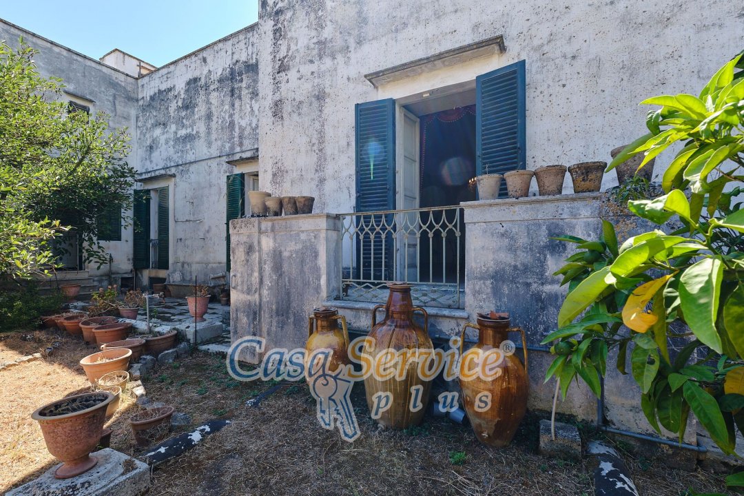 Zu verkaufen villa in stadt Parabita Puglia foto 10