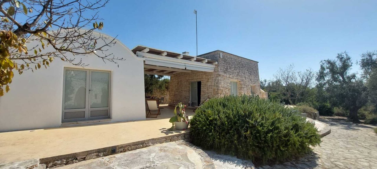 Se vende villa in campo Ceglie Messapica Puglia foto 2