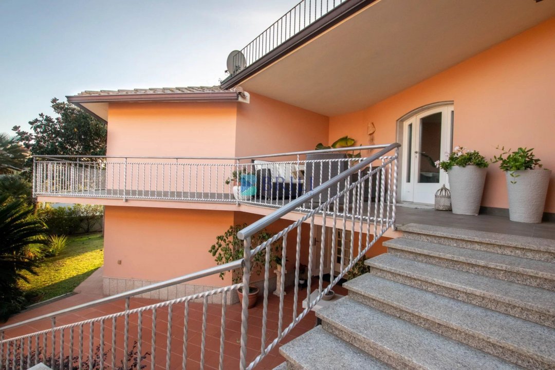 Zu verkaufen villa in stadt Olbia Sardegna foto 35