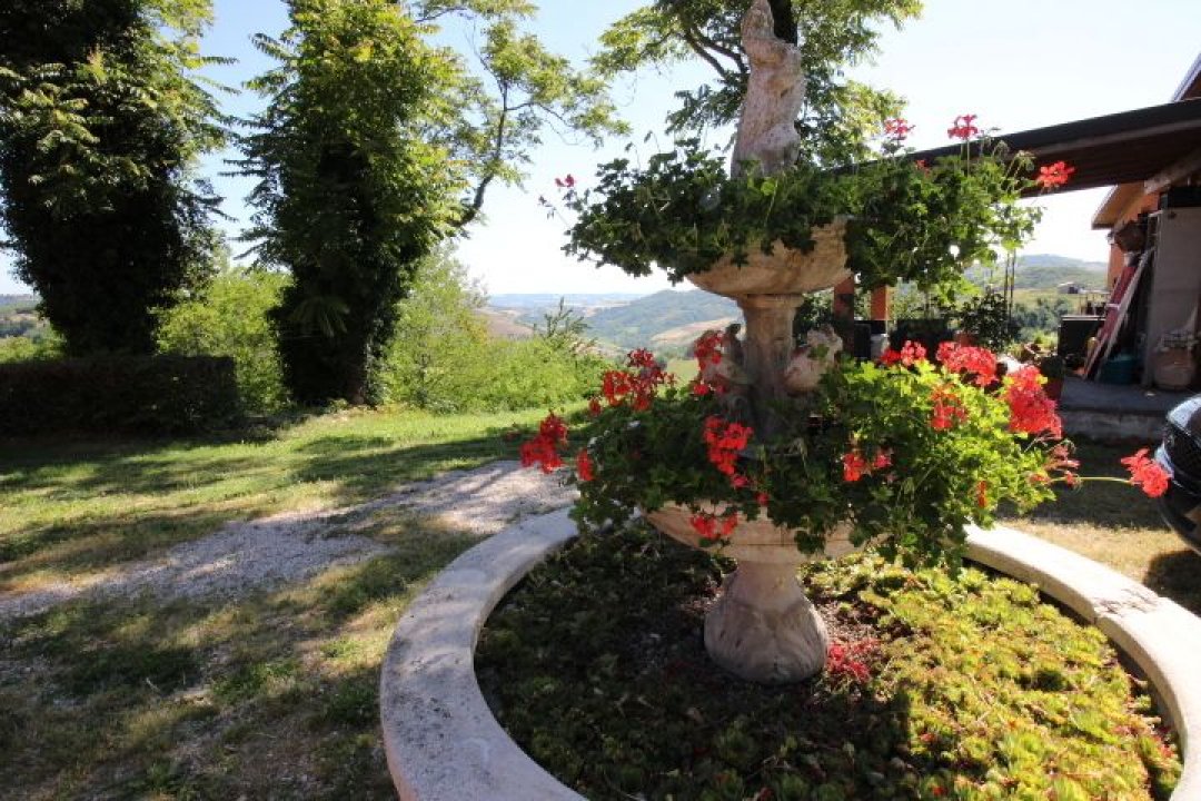 For sale cottage in countryside Pesaro e Urbino Marche foto 3