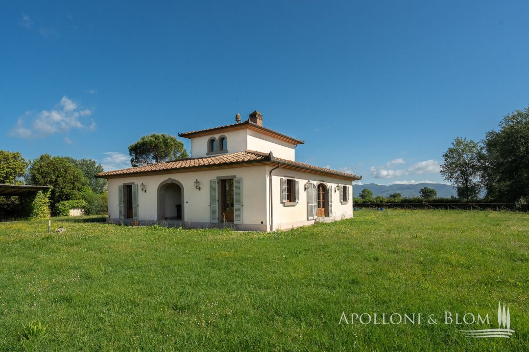 Se vende villa in campo Cortona Toscana foto 20