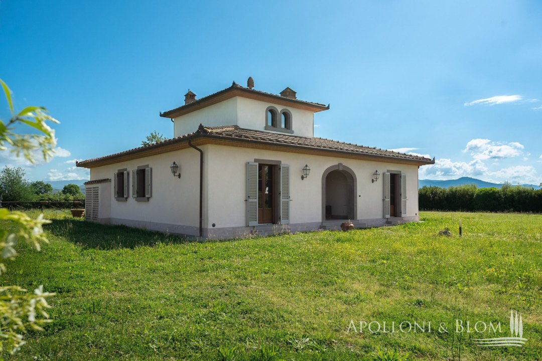 Se vende villa in campo Cortona Toscana foto 23