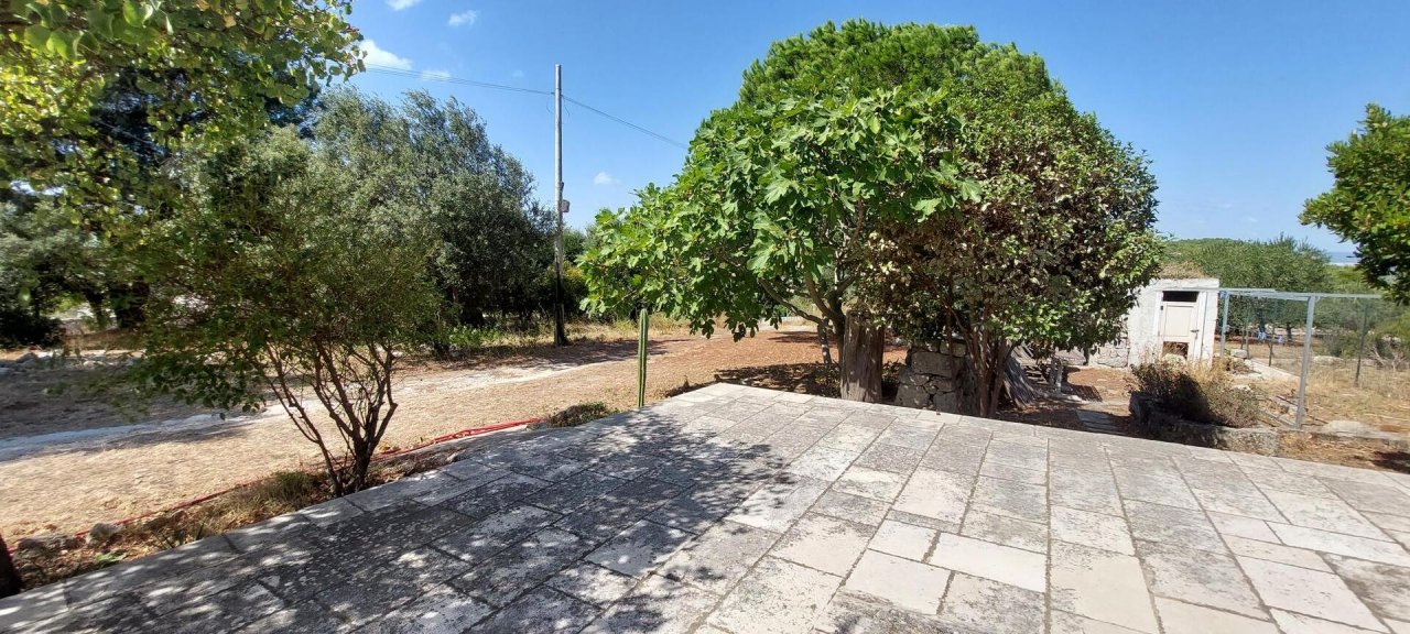 Se vende villa in campo Cisternino Puglia foto 18