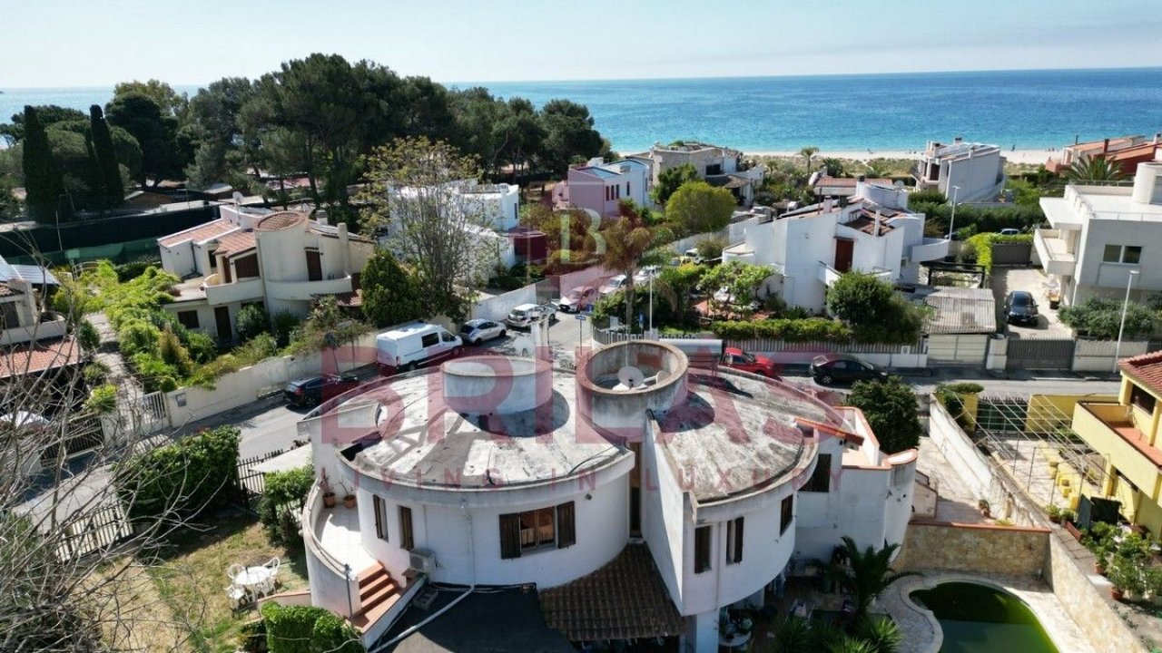 A vendre villa by the mer Quartu Sant´Elena Sardegna foto 1