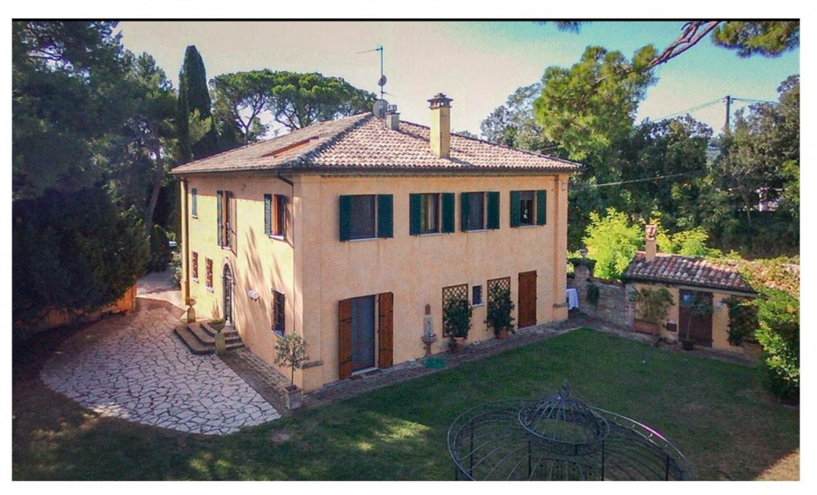 For sale cottage in quiet zone Pesaro Marche foto 2