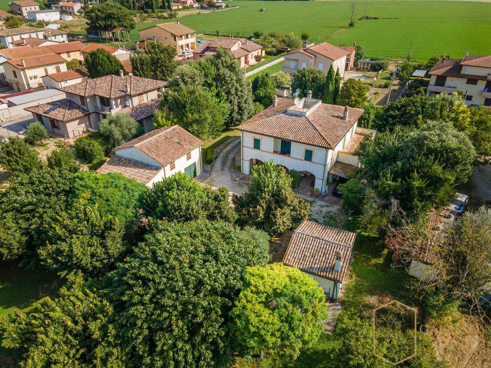 For sale villa in countryside Foligno Umbria foto 1