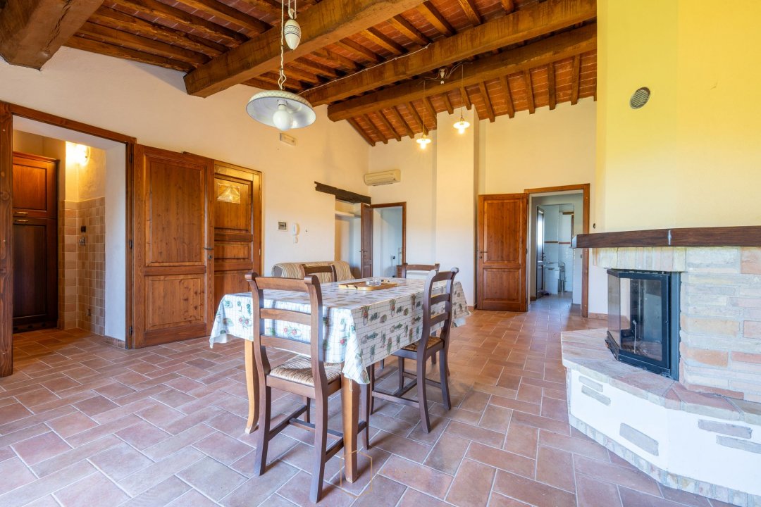 A vendre casale in campagne Castel Ritaldi Umbria foto 3