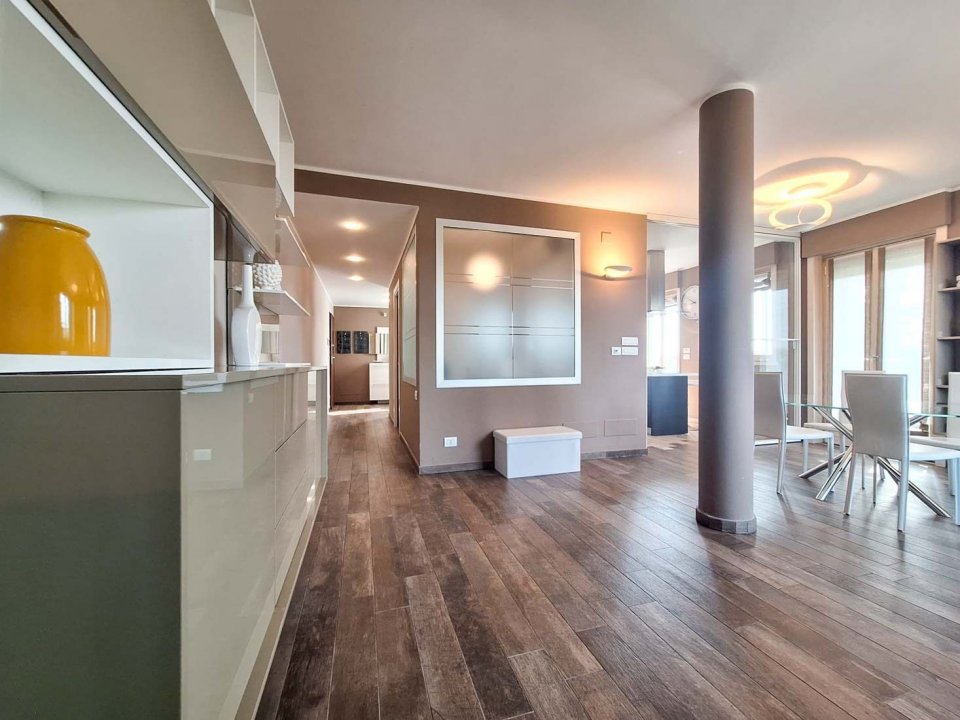 For sale penthouse in city Torino Piemonte foto 1