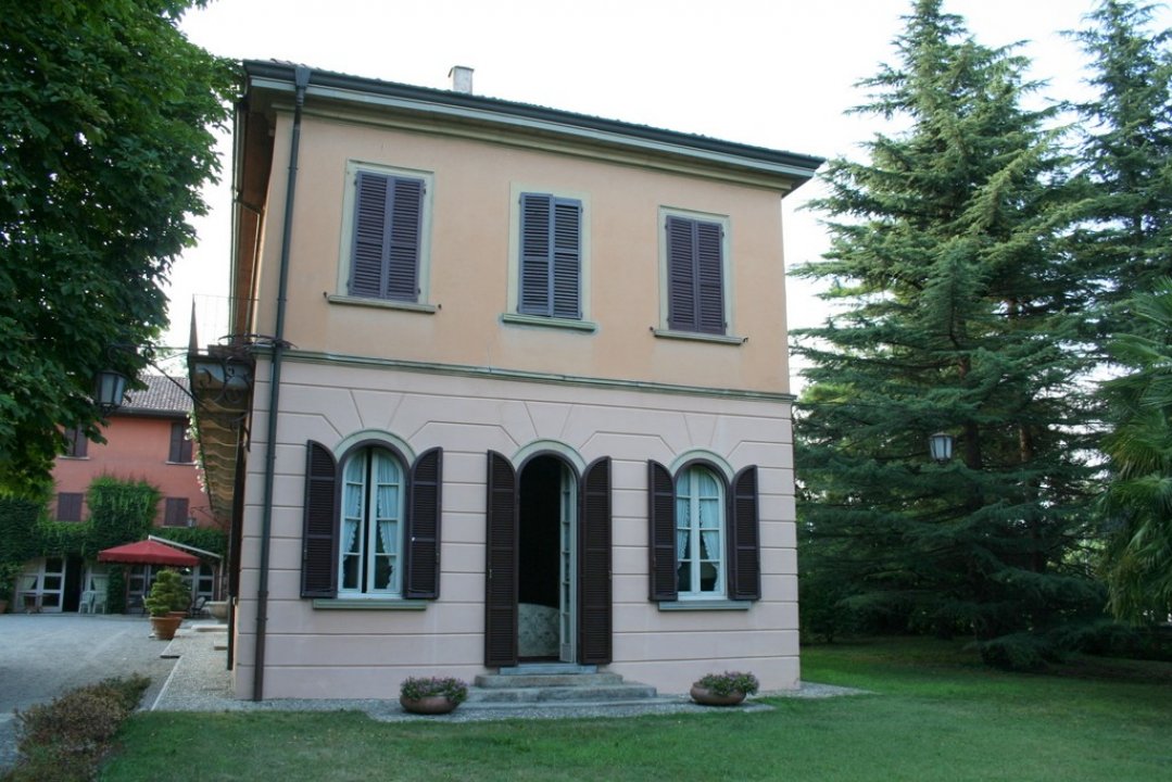 For sale villa in quiet zone Merate Lombardia foto 21