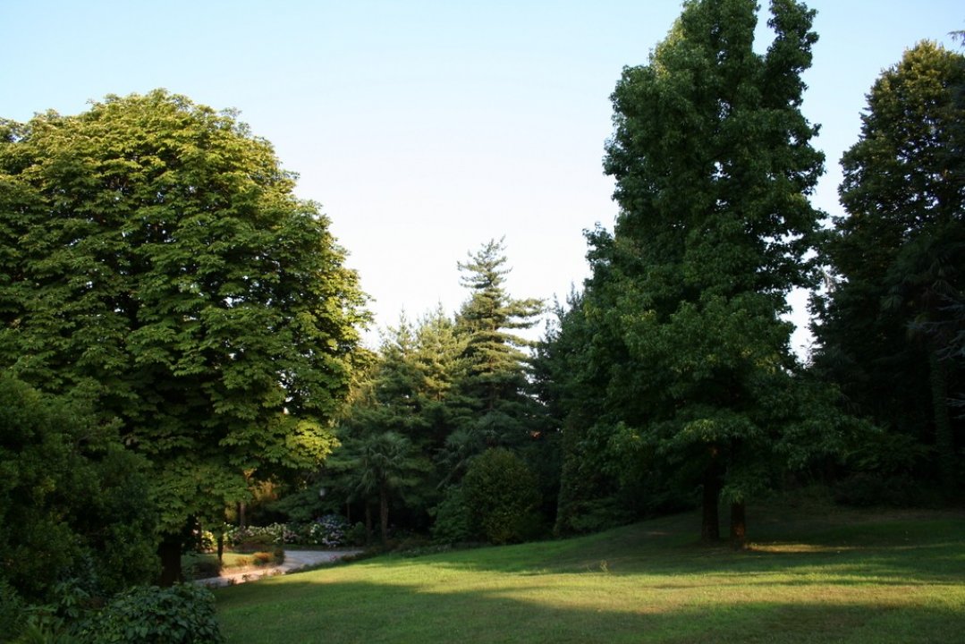 For sale villa in quiet zone Merate Lombardia foto 15