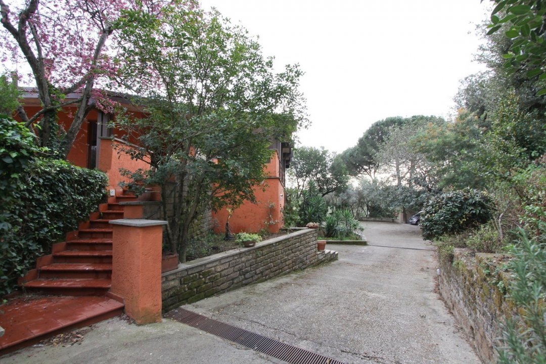 Se vende villa in zona tranquila Roma Lazio foto 11