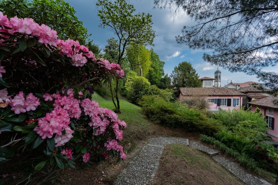 Se vende villa in zona tranquila Albese con Cassano Lombardia foto 4