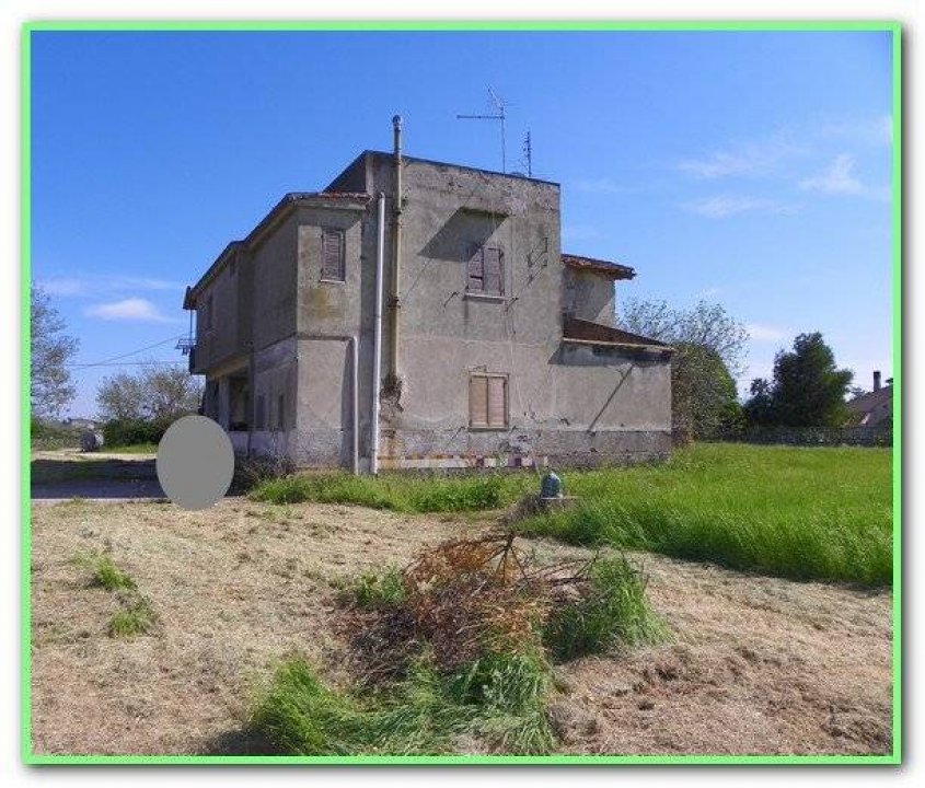 Se vende transacción inmobiliaria in zona tranquila Ardea Lazio foto 7