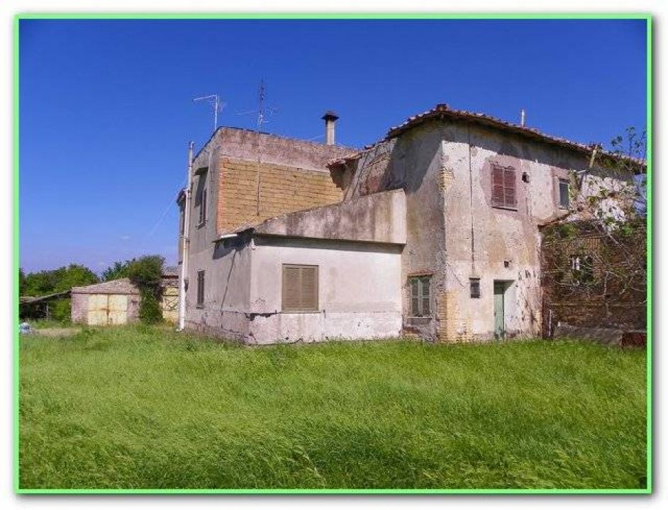A vendre transaction immobilière in zone tranquille Ardea Lazio foto 5