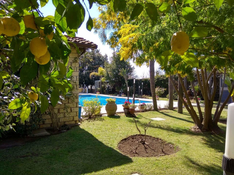 A vendre villa in zone tranquille Trecastagni Sicilia foto 47
