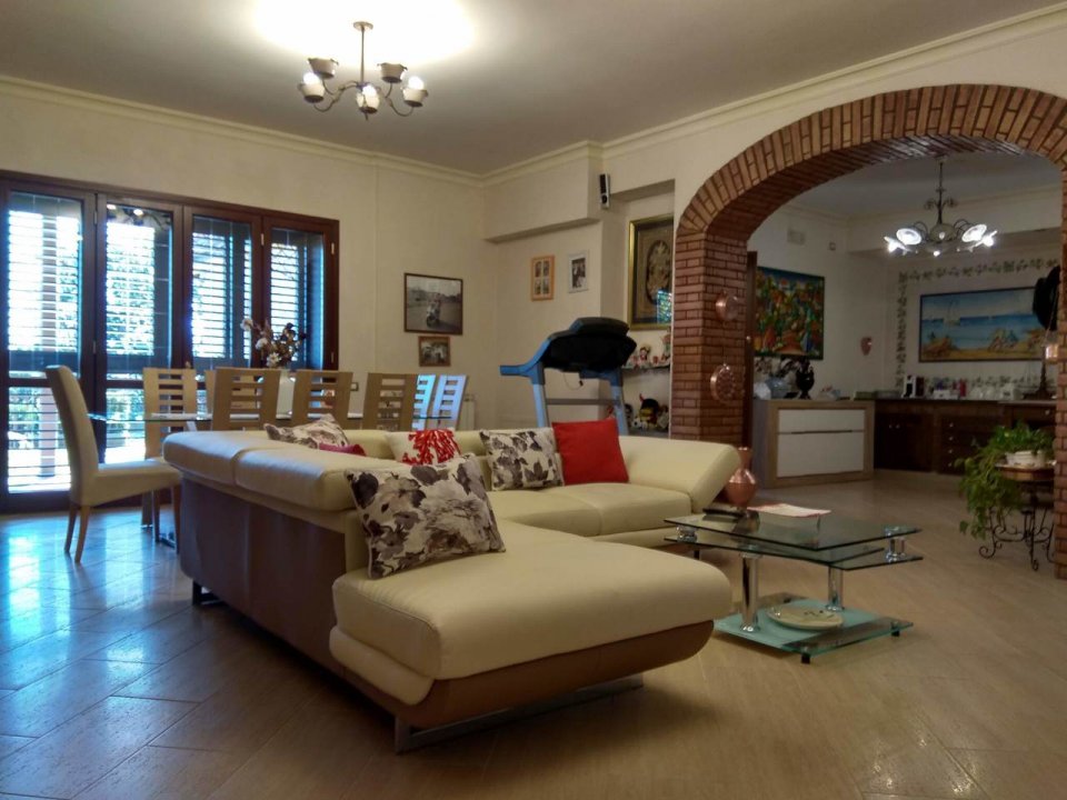 A vendre villa in zone tranquille Trecastagni Sicilia foto 20