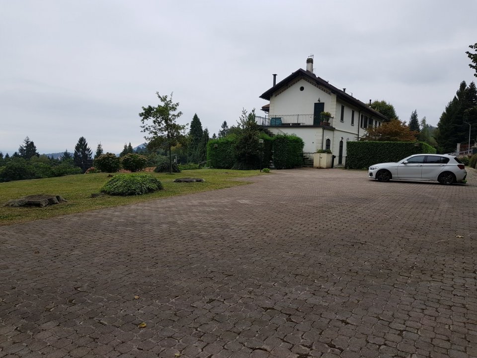 For sale apartment by the lake Gignese Piemonte foto 11