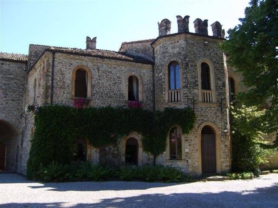 A vendre château in zone tranquille Ponte dell´olio Emilia-Romagna foto 8