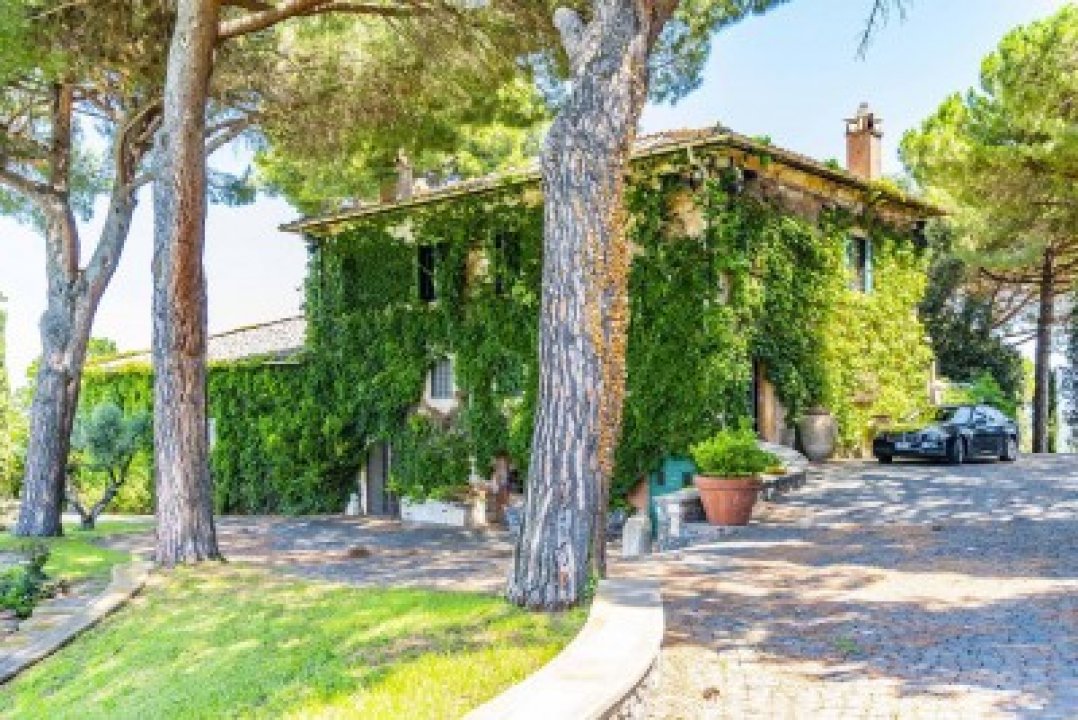 For sale cottage in quiet zone Monte Porzio Catone Lazio foto 4