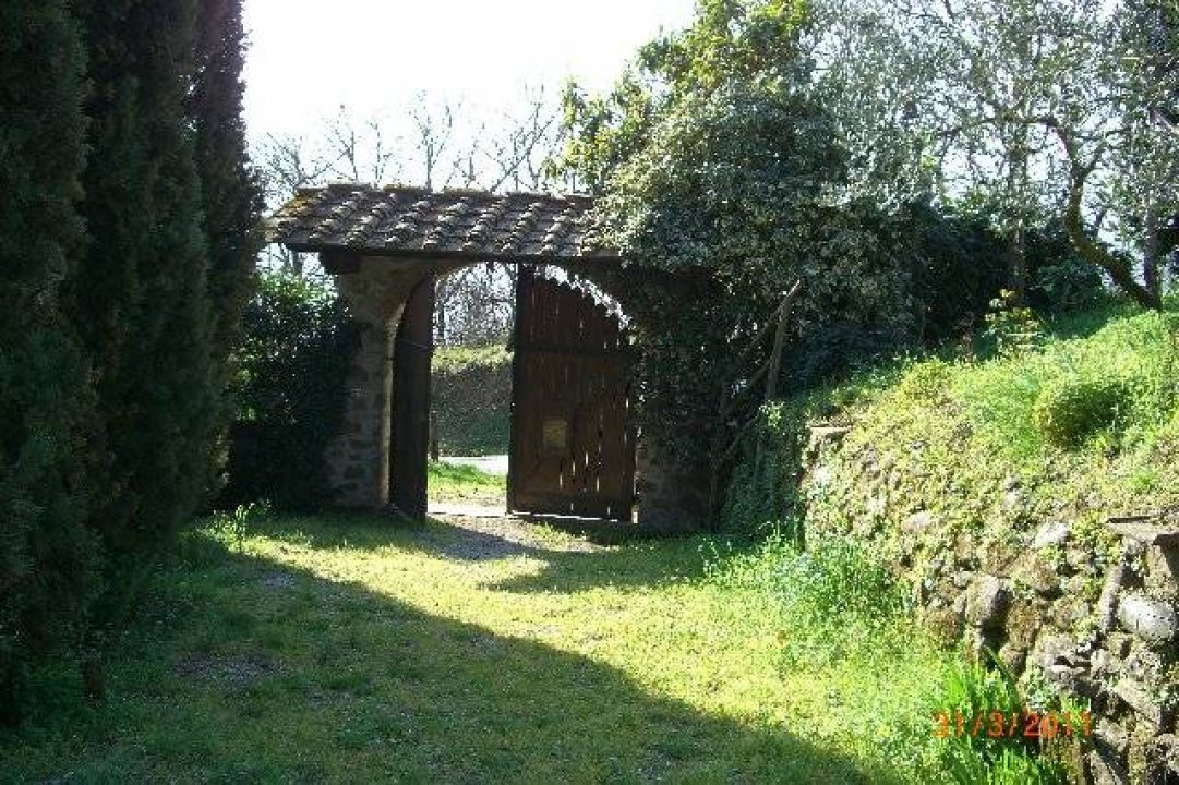 For sale cottage in quiet zone Lamporecchio Toscana foto 6