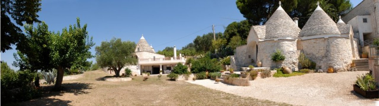 For sale cottage in quiet zone Ostuni Puglia foto 1