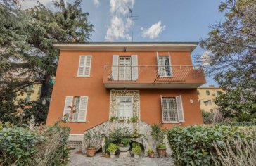 Para venda Moradia Cidade Bologna Emilia-Romagna