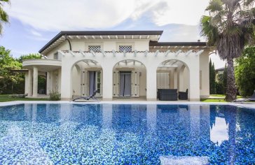 For sale Villa Quiet zone Forte dei Marmi Toscana