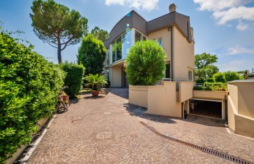 For sale Villa City fano marche