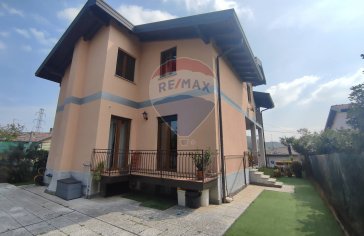 For sale Villa Quiet zone San Fermo della Battaglia Lombardia