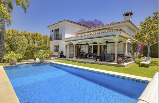 Zu verkaufen Villa Meer Marbella Andalucía