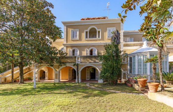 Zu verkaufen Villa Ruhiges Gebiet Aci Castello Sicilia