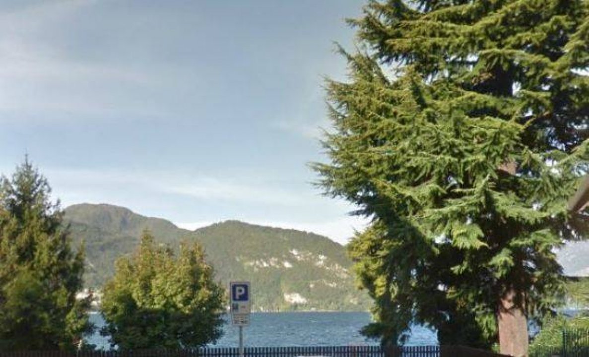 For sale palace by the lake Lierna Lombardia foto 5