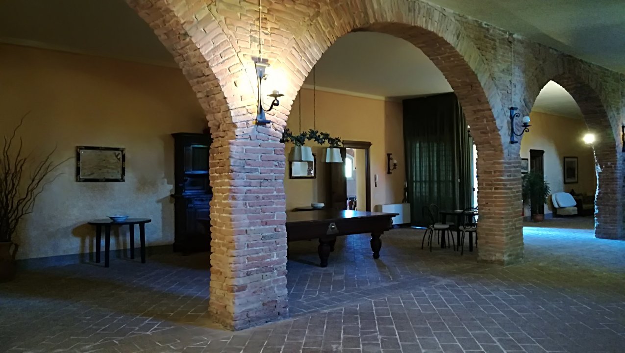 A vendre villa in zone tranquille Casciana Terme Toscana foto 3