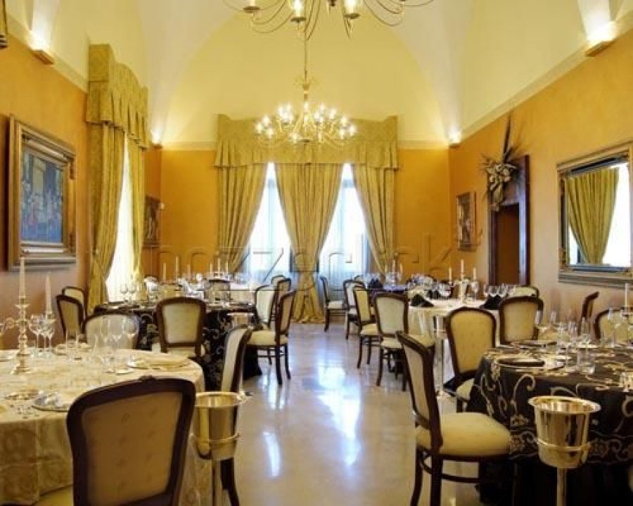 A vendre palais in zone tranquille Lecce Puglia foto 3