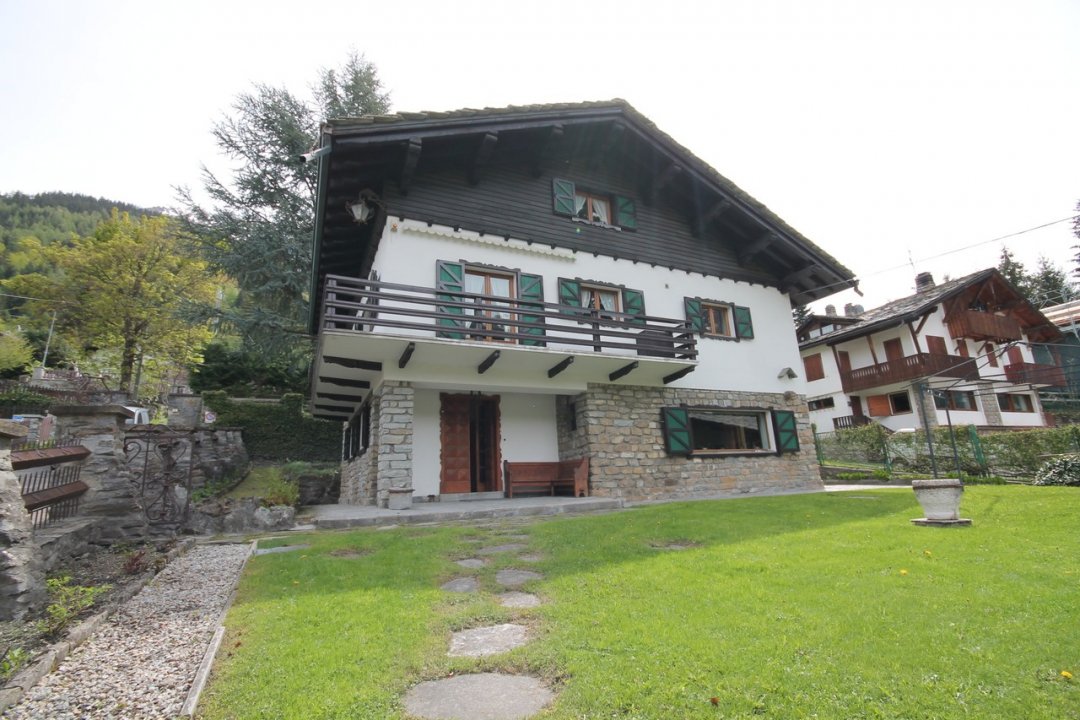 Se vende villa in montaña Courmayeur Valle d´Aosta foto 1