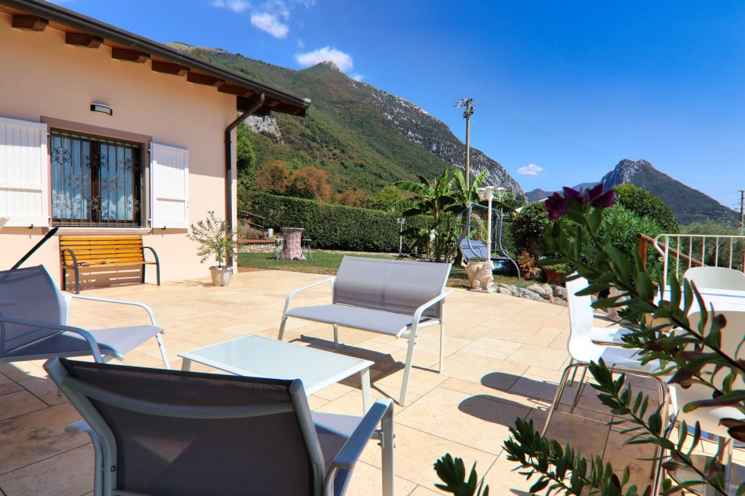 A vendre villa by the lac Toscolano-Maderno Lombardia foto 2