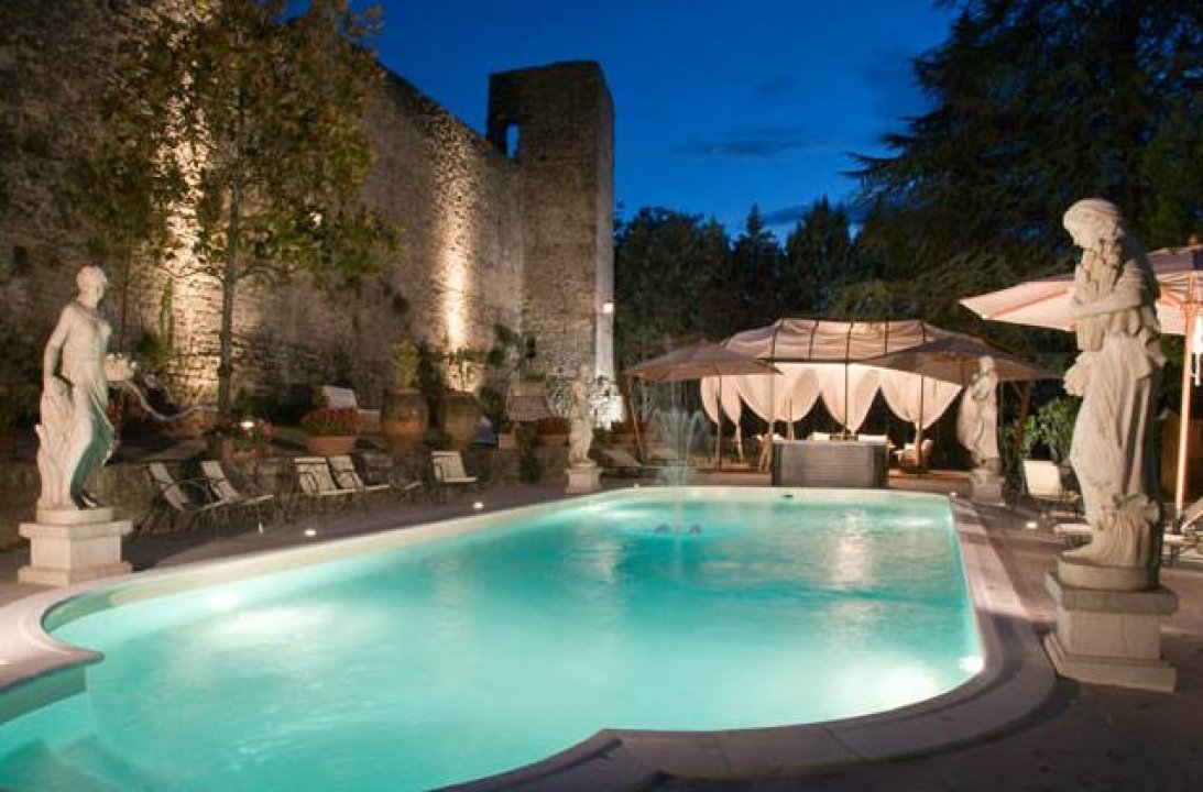 A vendre château in zone tranquille Deruta Umbria foto 20