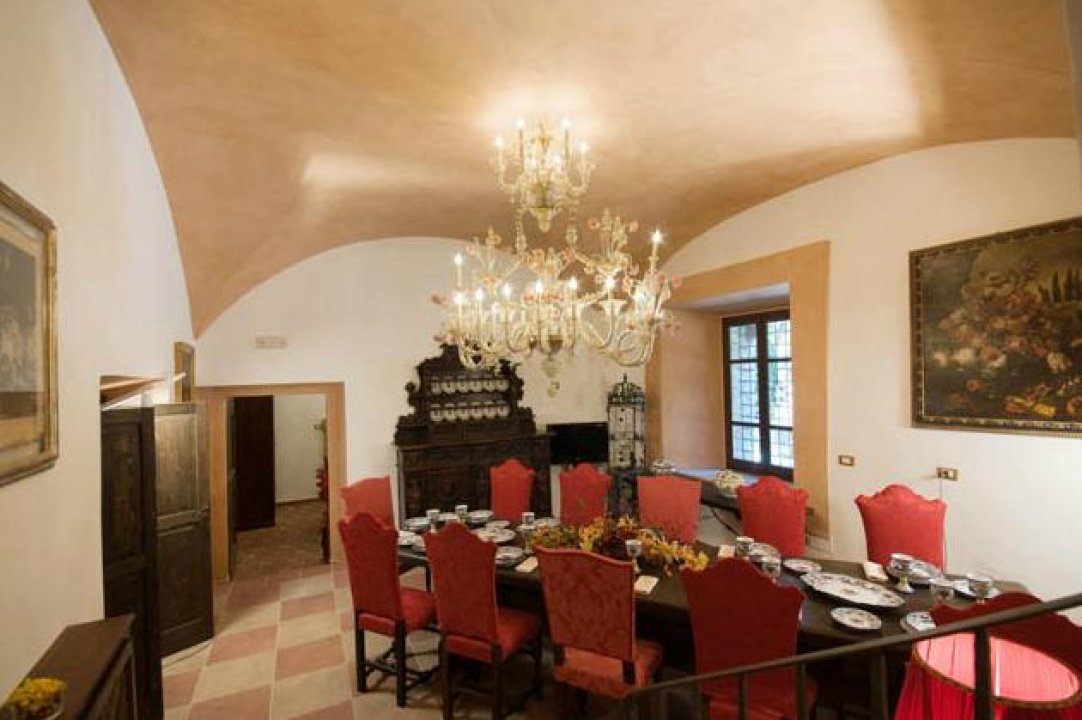 A vendre château in zone tranquille Deruta Umbria foto 17