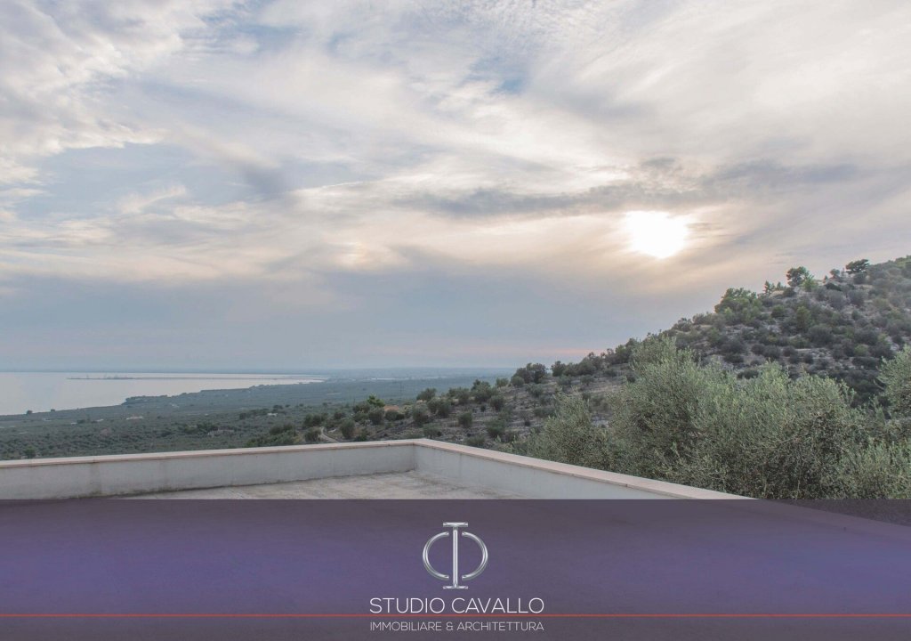 A vendre villa in zone tranquille Monte Sant´Angelo Puglia foto 50