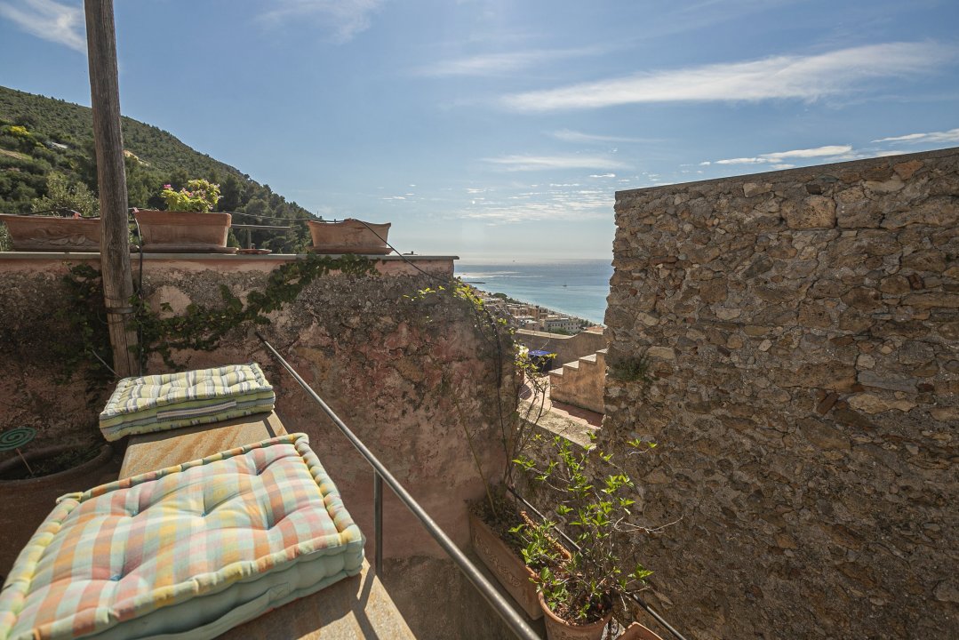 For sale apartment by the sea Finale Ligure Liguria foto 18