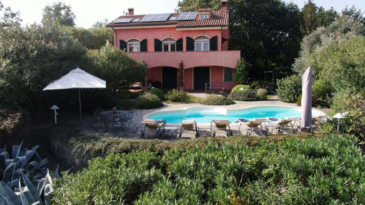 Se vende villa by the mar Celle Ligure Liguria foto 2