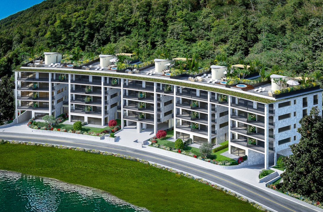 For sale apartment in quiet zone Melide Tessin foto 8