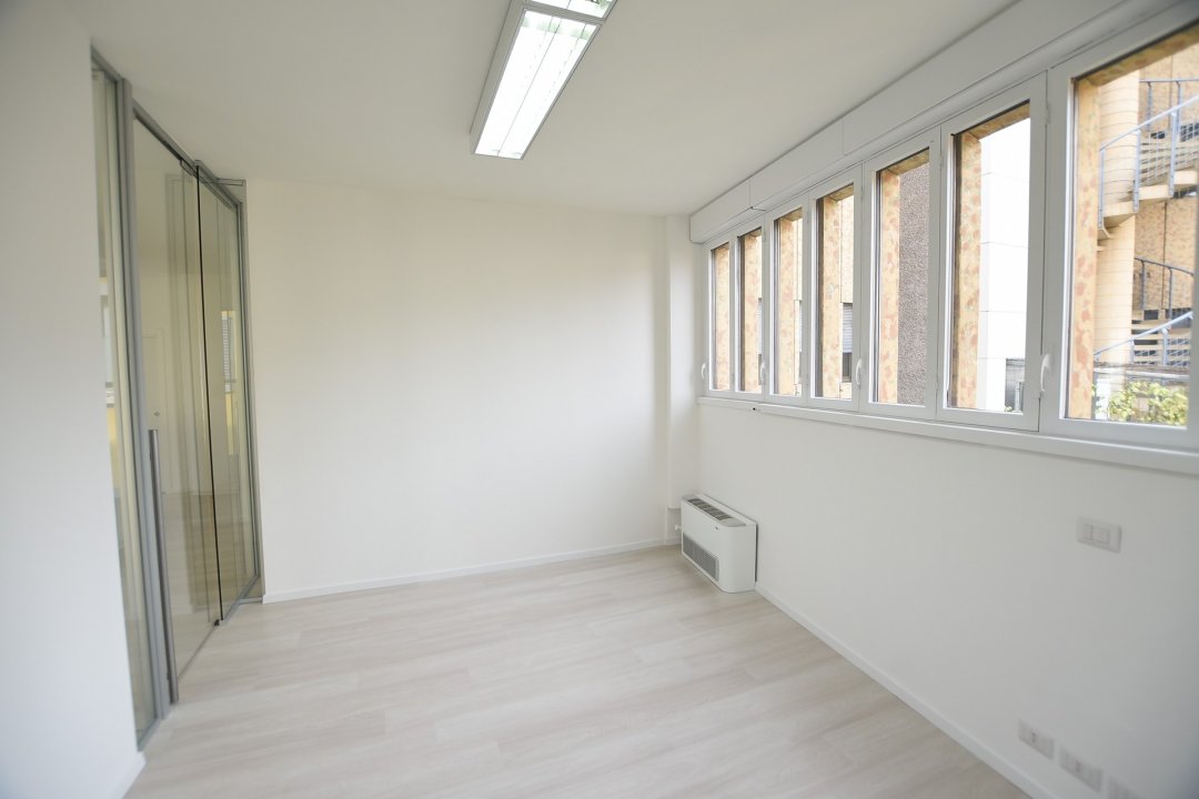 For sale office in city Como Lombardia foto 21