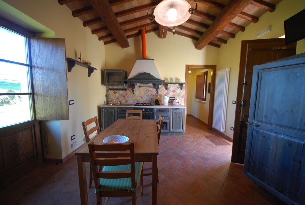 For sale cottage in quiet zone Pitigliano Toscana foto 10