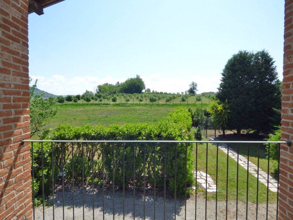 Se vende villa in zona tranquila Narzole Piemonte foto 14