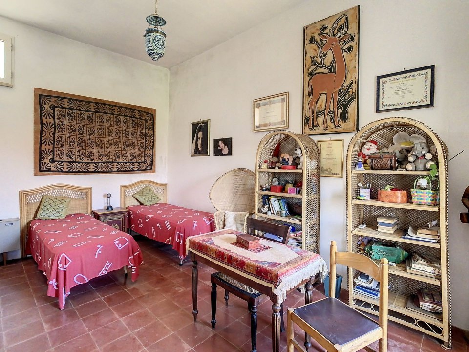 A vendre palais in ville Aradeo Puglia foto 18