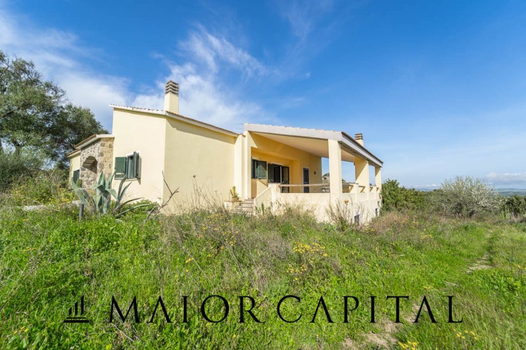 For sale villa in quiet zone Arzachena Sardegna foto 14