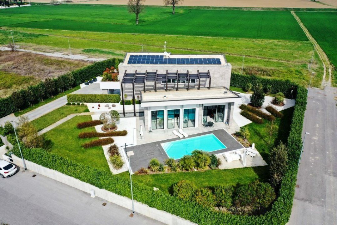 A vendre villa in zone tranquille Solarolo Rainerio Lombardia foto 5